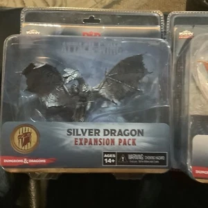 WizKids D&D Dungeons & Dragons Attack Wing Silver Dragon Expansion Pack - Picture 1 of 3