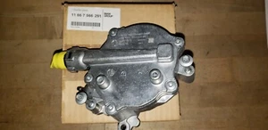 New Genuine BMW Brake Vacuum Pump (OE# 11 66 7 566 291) - Picture 1 of 3