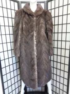 MINT CANADIAN BLUE IRIS MINK FUR COAT JACKET WOMEN WOMAN SIZE 8-10 MEDIUM - Picture 1 of 1