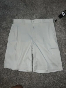 Men’s Golf Short Pebble Beach Perform Zip Cargo 32 Khaki Beige Nice Weight NWT - Picture 1 of 6