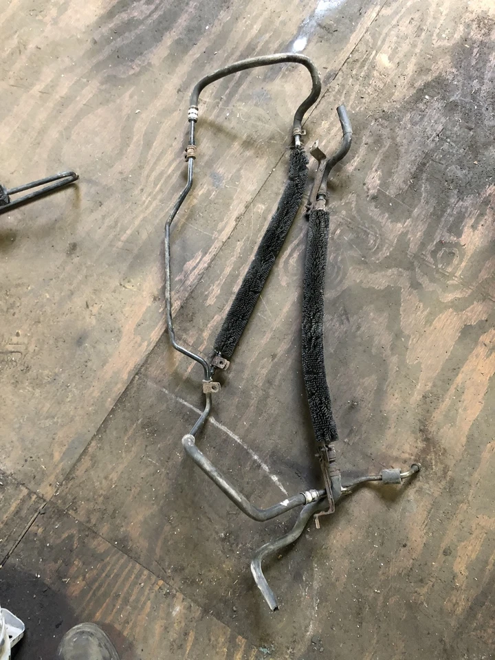 ОХЛАДИТЕЛЬ МАСЛА ГИДРОУСИЛИТЕЛЯ РУЛЯ JAGUAR X-TYPE DIESEL - Изображение 1 из 1