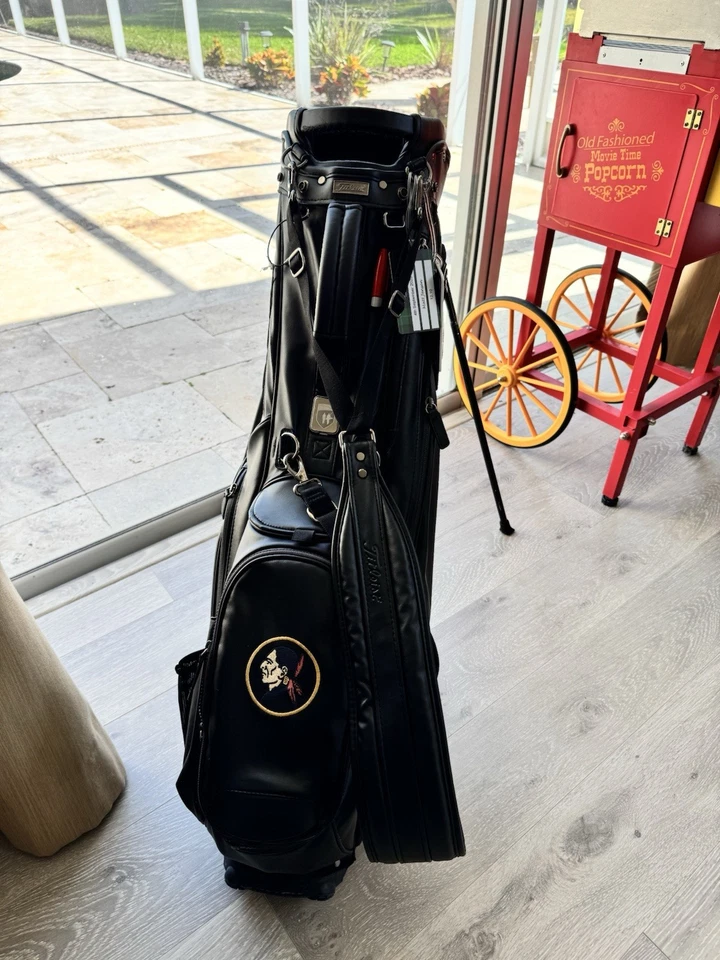 Seminole Golf Club titleist links legend golf bag - Image 1 of 1