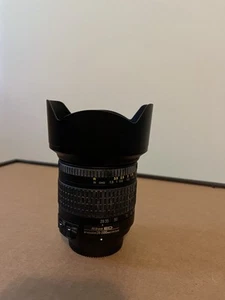 Nikon ED AF Nikkor 28-200 MM 1:3.5-5.6 G - Picture 1 of 3