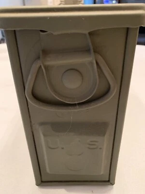 Ww2 Issue Ammo Can Rare For Early Tanks And Armored Vehicles Repainted Used - Image 1 of 4