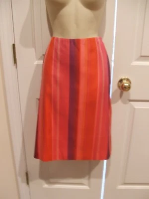 NUEVO CON ETIQUETAS $69 FALDA INFORMAL ESQUINA TOTALMENTE FORRADA 100% SEDA TALLA 8 Foto 1 de 2