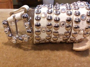 Women's White Leather Silver Buckle Rhinestone Diamonds & Silver Stud Belt SZ. M - Picture 1 of 10