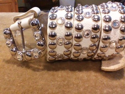 Women's White Leather Silver Buckle Rhinestone Diamonds & Silver Stud Belt SZ. M - Image 1 of 4