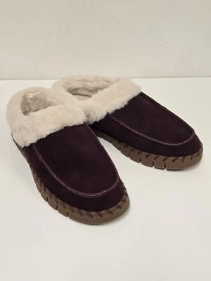 Women’s Muk Luks Flexi Buffalo Faux-Fur Clogs Size 11 Bordeaux Gently Worn - Image 1 of 4