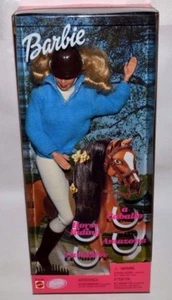 NUEVO EN CAJA 1999 EQUITACIÓN BARBIE CUERPO POSABLE CAJA INTERNACIONAL CASCO BOTAS - Imagen 1 de 8