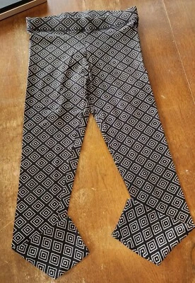 Leggings Victoria Secret Negros Yoga Tiro Alto Geométricos Tribales Atléticos Talla S Foto 1 de 4