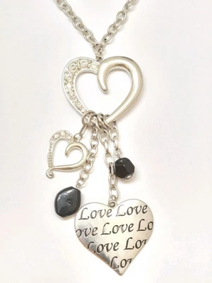 Collar de amor colgante signo de paz colgante corazón grande firmado por BOHO YOU & I Foto 1 de 4