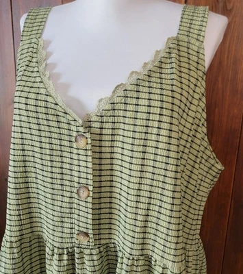 Flowy Plus Sun Dress Women 1X Green & Black Plaid Tank Dress Lace V-Neck Flowy - Image 1 of 4