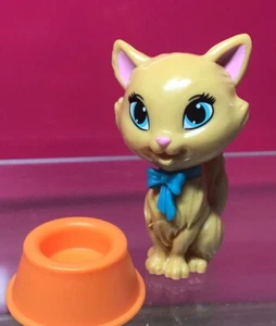 Barbie Mini Pets Strollin’ Cats 2010 - Bobblehead naranja con arco verde azulado solamente - Imagen 1 de 5
