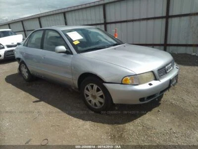 Conjunto exterior de manija de puerta del conductor a través de VIN 199999 para 96-99 AUDI A4 1661756 Foto 1 de 4