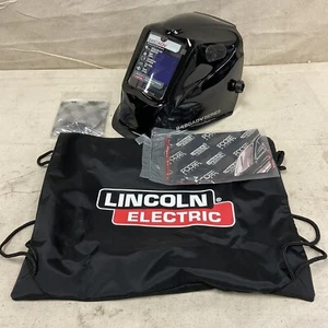Casco de soldadura Lincoln Electric K3028-5 oscurecimiento automático 4 sensores de arco - Imagen 1 de 3