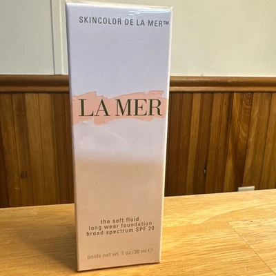 LA MER The Soft Fluid Long Wear Foundation 150 NATURAL 1 oz NEW SEALED - Image 1 of 4