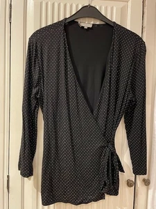 HOBBS Damen Wickel Langarm Shirt in Gr. M, schwarz/weiß gepunktet - Bild 1 von 2