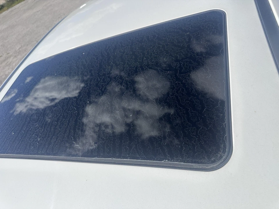 2003-2009 Mercedes Benz C230 Sun Roof Sunroof Window Glass Factory OEM - Image 1 of 3