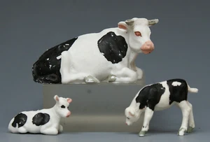 Terneros de vaca acostados y heraldos británicos - marcas frisones de mediados de los 60 posteriores - Imagen 1 de 2
