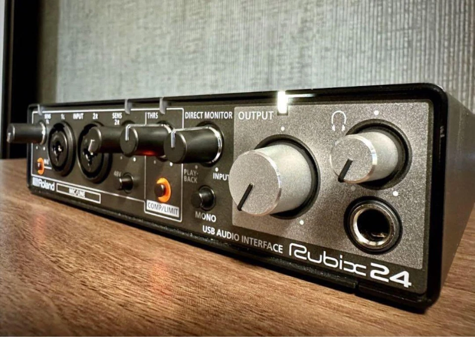 Roland Rubix 24 Audio Interface USB 2in 4out 24bit 192kHz - Image 1 of 1