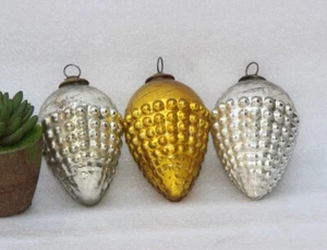 5" Vintage Look Silver & Yellow Cluster of Grapes Glass Kugel Christmas Ornament - Picture 1 of 9