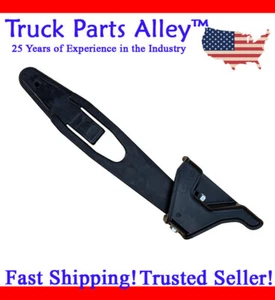 A17-15553-000 Hood Latch Genuine OEM Freightliner Columbia American Seller! - Picture 1 of 6