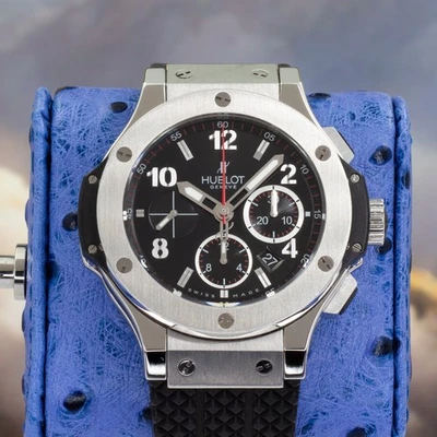 2009 Hublot Big Bang 44 Steel 301.SX.130.RX Black Dial Full Set Fresh Serviced - Image 1 of 4