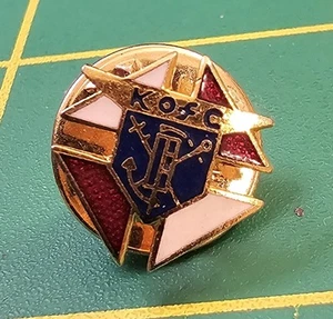 Vintage Knights Of Columbus Membership Gold Tone Metal & Enamel Lapel Pin - Picture 1 of 3