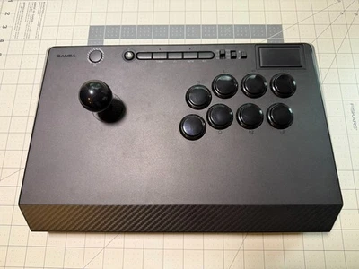 Joystick arcade con cable Qanba B1 Titan para PlayStation 5/4 y PC Foto 1 de 4