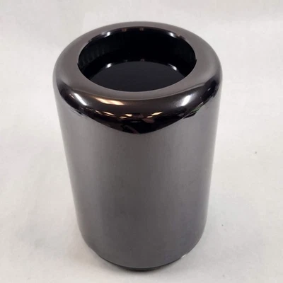 2013 Apple Mac Pro Xeon E5 3.5GHz 16GB RAM 250GB HDD Space Gray A1481 - Image 1 of 4