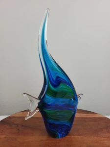 Engel Fisch Kunst Glas BLAU Grün Blau Vertikal Mundgeblasen Bunt 10,5" EUC - Bild 1 von 5