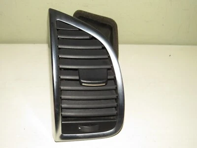 AUDI Q7 AIR VENT LEFT   2007 2015 - Image 1 of 4