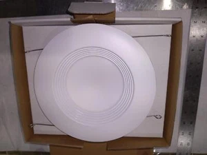EATON HAL LED LT560WH6930 5"/6"LED RETROFIT BAFFLE,90CRI,3000K '6 IN BOX' - Picture 1 of 5