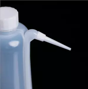 Screw On Tip Plastic Tattoo Washing Lab Squeeze Wash Bottle 500ml Clear White - Picture 1 of 2