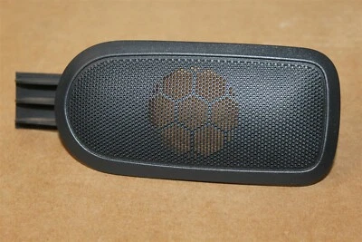 SEAT Ibiza 2002-10 3 Door Right rear Speaker grille 6L0867150C 4W4 New Genuine  — 第 1/2 张图片