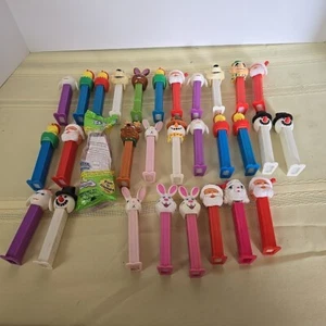 Pez Dispensers Lot Of 30 Easter Christmas Vintage - Picture 1 of 7