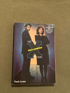 The X-Files Declassified Unauthorized Guid Frank Lovece Large Softback Book 1996 - Picture 1 of 3