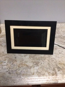 ViewSonic 10'' Digital Photo Frame and Calendar with  SD Card/USB Connection - Picture 1 of 9