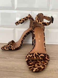 NEXT SIGNATURE BN SIZE 3.5 PONY LEATHER LEOPARD ANKLE BAND STRAPPY SANDALS HEELS - Picture 1 of 7