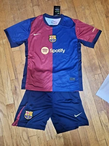 FC Barcelona Nike Youth Soccer Jersey Youth Size 28 (with shorts) - NEW - Picture 1 of 1
