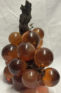 VNTG Acrylic Lucite Grapes Varying Sizes Amber Orange Yellow Cluster Wood- MCM - Picture 1 of 18