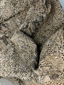 1 1/6Yd 44WX42L Brown SNAKE Reptile Print Cotton Quilt FABRIC Neutral Animal - Picture 1 of 5