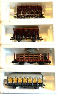 Roco Spur  H0 2 Stück 47169 Muldenkippwagen und 2 Rungenwagen mit Ladung - Bild 1 von 6