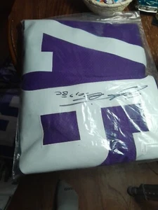 Foootball Jersey Autographed - Picture 1 of 2