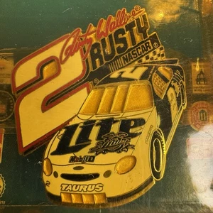 Vintage 1998 Rusty Wallace #2 Miller Lite Collectors Pin NASCAR - Picture 1 of 3