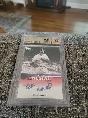 2015 Leaf Heroes of Baseball Stan Musial Milestone Autographs Graded - Image 1 of 2