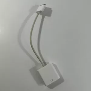 Apple 30-PIN to HDMI Video Audio Adapter for iPod iPhone - Picture 1 of 9