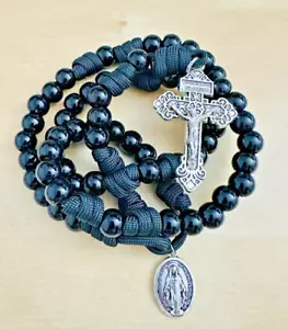 Rosario Paracord fatto a mano, Collana Rosario resistente, Rosario cattolico nero - Foto 1 di 9
