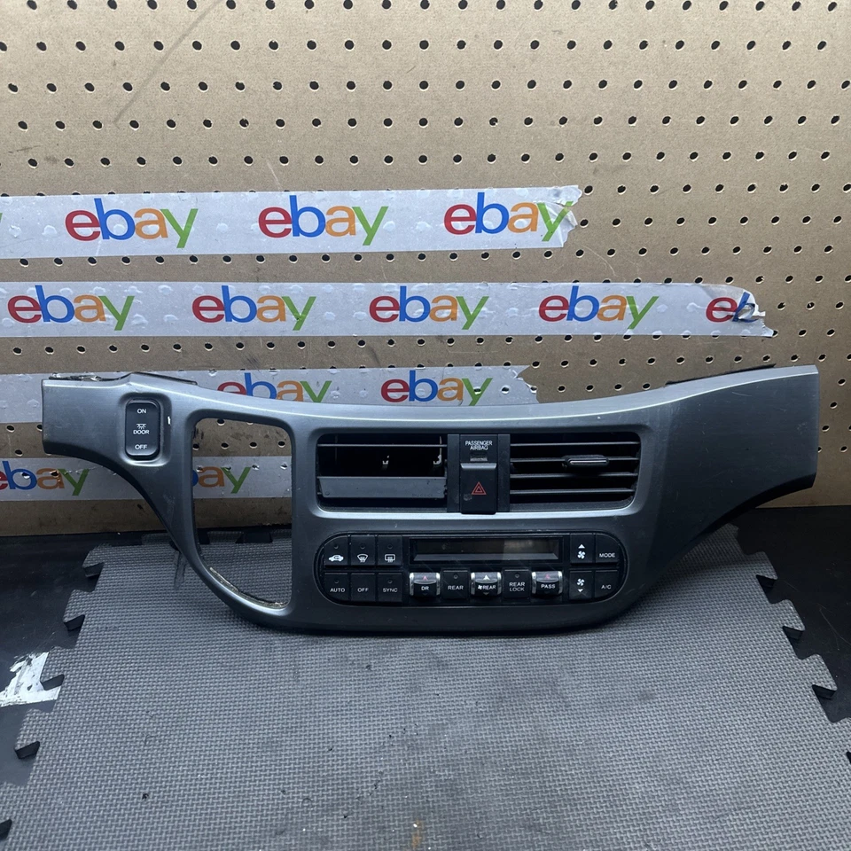 2006 Honda Odyssey AC Climate Control Bezel Dash Vents W Hazard Light OEM - Image 1 of 4