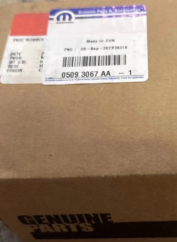 03-09 Dodge Ram 1500 2500 3500 con válvula de ventilación de respirador de cárter de 5,9 L OEM MOPAR Foto 1 de 4